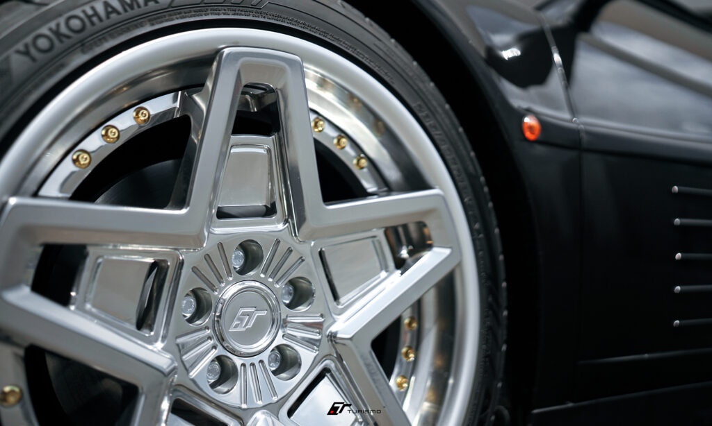 Ferrari Testarossa - Turismo Forged Wheels - TST Satin SIlver/Polished