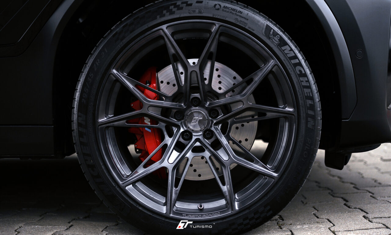 BMW X6M Turismo Forged Wheels - C01 Brushed Deep Black