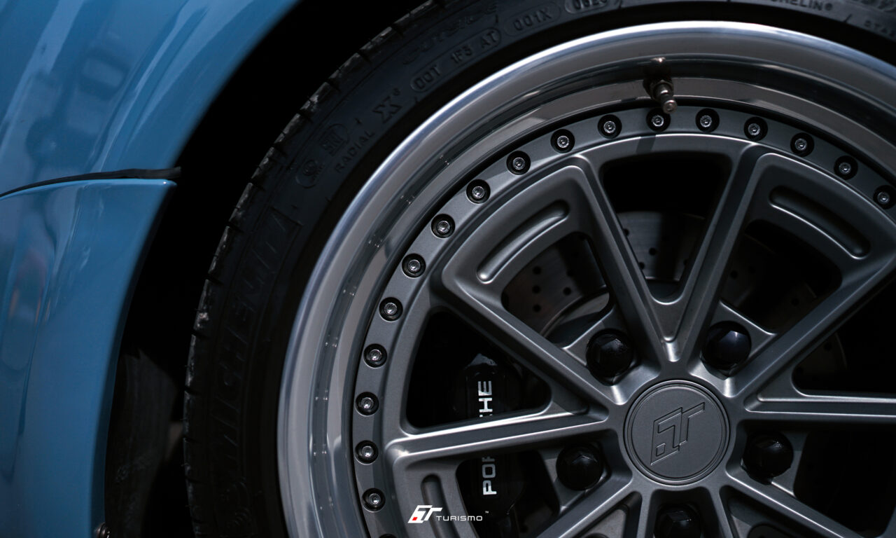 Porsche 911 (964) Turismo Forged Wheels - FP01 Satin Grey + Chrome