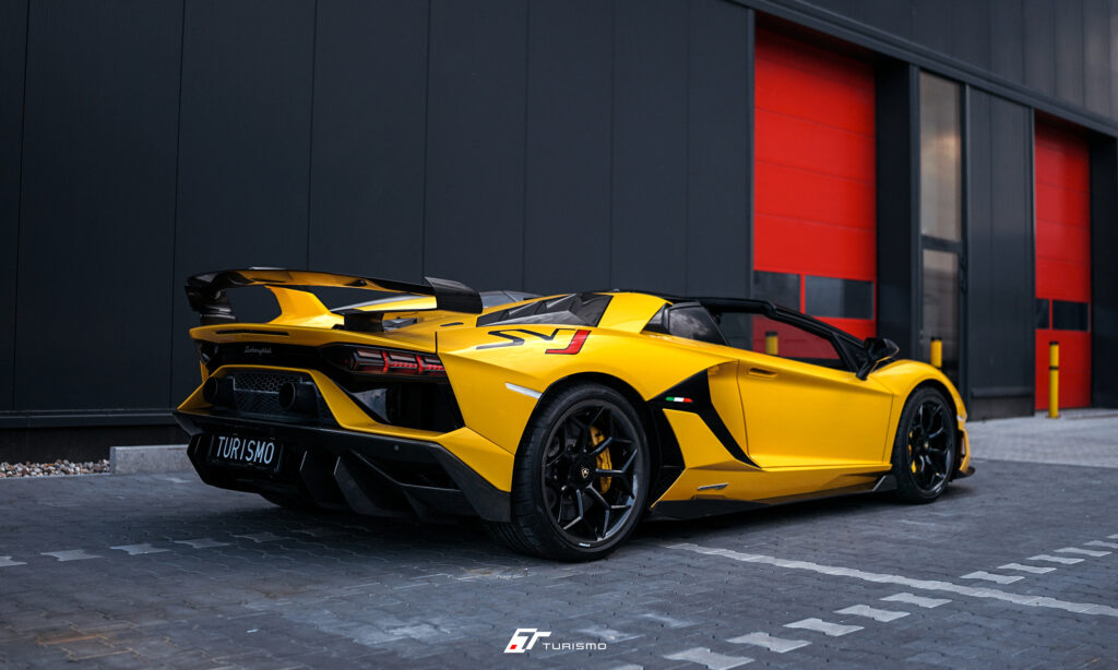 Lamborghini Aventador SVJ Turismo Forged Wheels - Custom Carbon Wheels