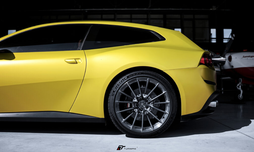 Ferrari Lusso Turismo Forged Wheels - RS01 Brushed Deep Black