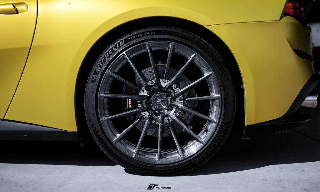 Ferrari Lusso Turismo Forged Wheels - RS01 Brushed Deep Black