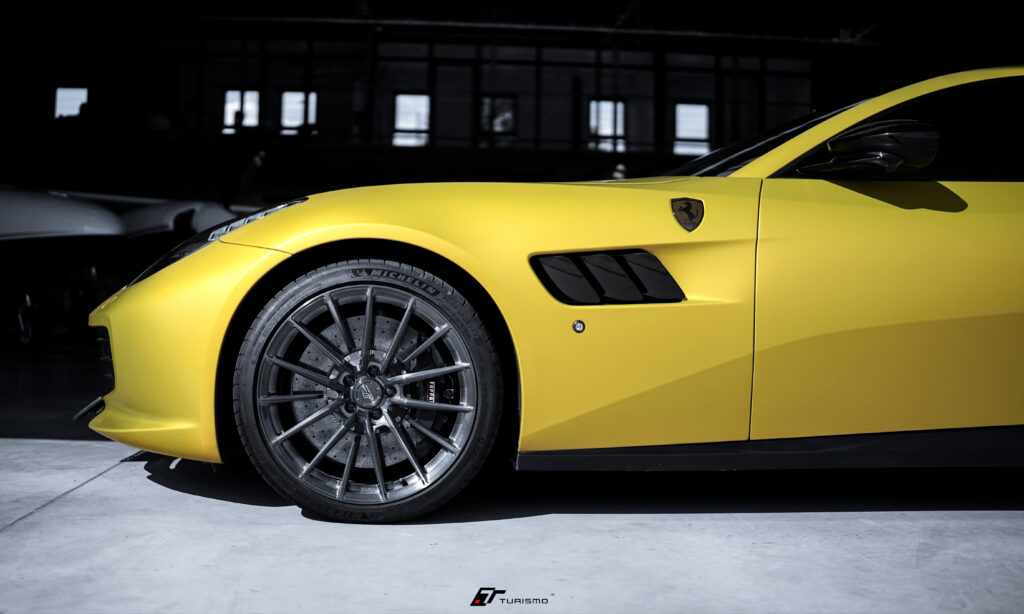 Ferrari Lusso Turismo Forged Wheels - RS01 Brushed Deep Black