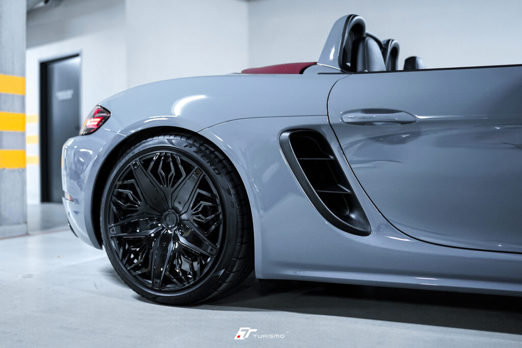 Porsche Boxster 718.982 - Turismo Flowform Wheels - INVENTA Matte Black