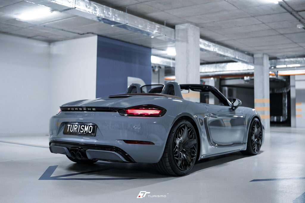 Porsche Boxster 718.982 - Turismo Flowform Wheels - INVENTA Matte Black