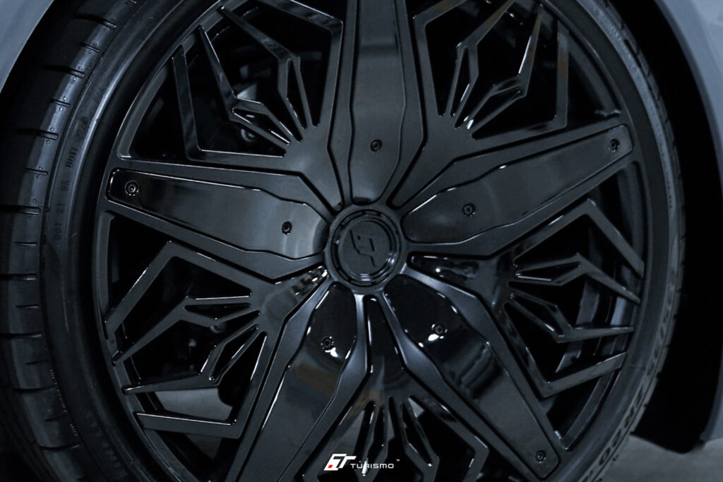 Porsche Boxster 718.982 - Turismo Flowform Wheels - INVENTA Matte Black