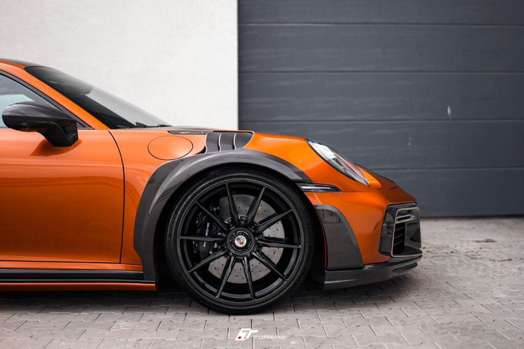 Porsche 911 Turbo S (992) Techart GT Street R Turismo Forged Wheels - C03 Gloss Black + carbon front finish