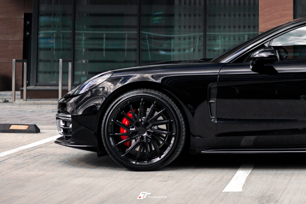 Porsche Panamera Sport Turismo GTS 972 - Turismo Forged Wheels - RST gloss black