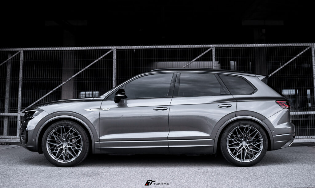 VW Touareg III Turismo Forged Wheels - IS05 Textured Gunmetal
