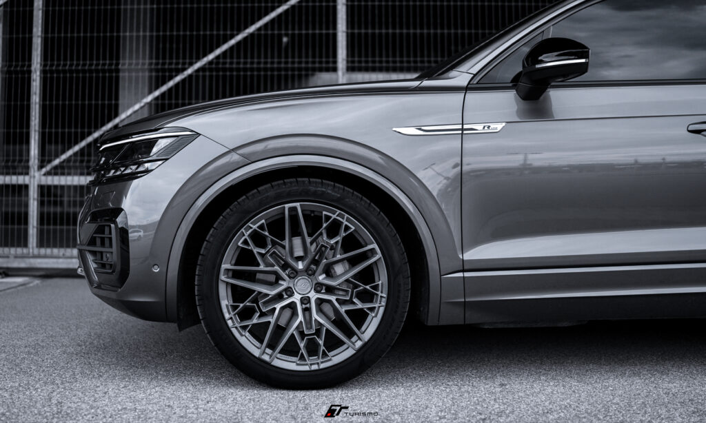 VW Touareg III Turismo Forged Wheels - IS05 Textured Gunmetal