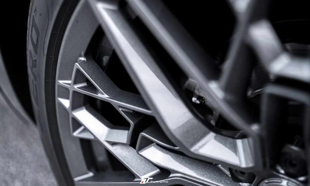 VW Touareg III Turismo Forged Wheels - IS05 Textured Gunmetal