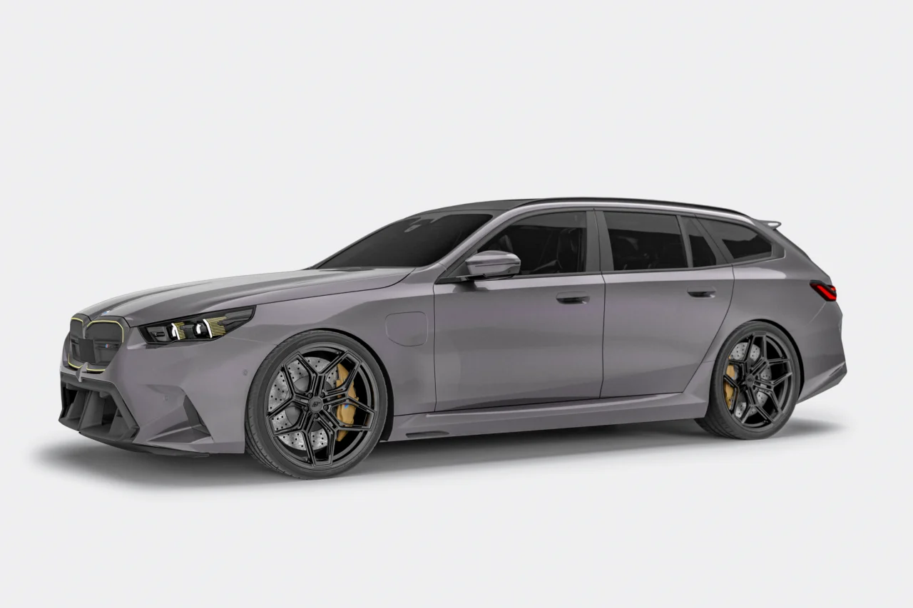 BMW BMW M5 G99 na kutych felgach Turismo C04.EVO w kolorze Brushed Deep Black