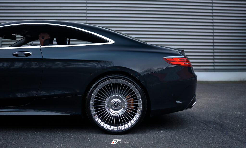 Mercedes-Benz S Coupe C217 na kutych felgach Turismo Forged RR Polished Aluminium