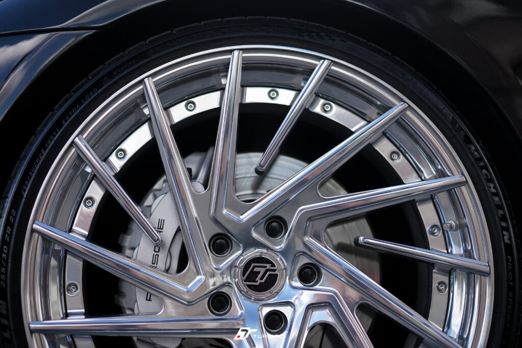 Kute felgi 2-częściowe Turismo Forged RST-IS na Porsche Panamera 4S 970