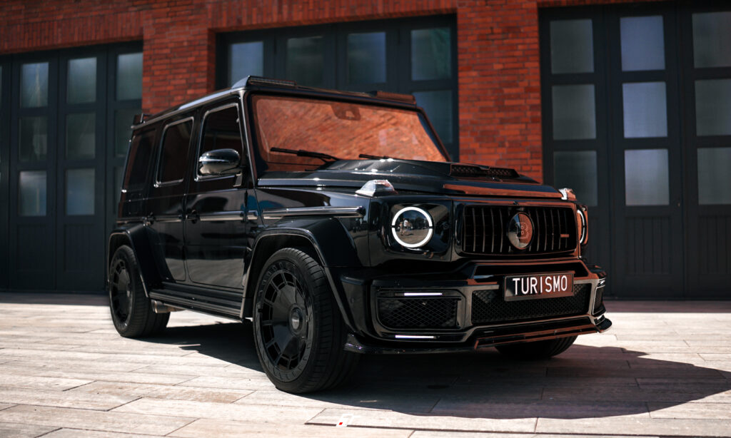 Mercedes G63 AMG BRABUS G800 na kutych felgach Turismo LX06-R 23 cale Gloss Black